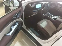 2023 BYD Seal PHEV 1.5L 121km Premium, белый — фото 16