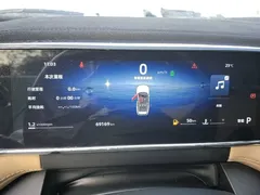 2023 Geely Atlas L 2.0TD DCT Premium, белый — фото 12