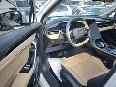 2023 Geely Atlas L 2.0TD DCT Premium, белый — фото 16