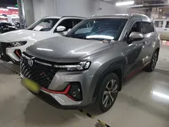 2021 Changan CS35 PLUS 1.4T DCT Luxury — фото 1