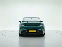 2025 Xiaomi SU7 Ultra Ultra, зелёный — фото 8
