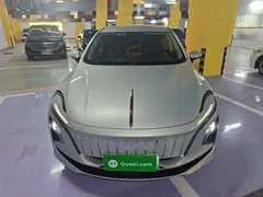 2024 Hongqi E-QM5 EV 610km Plus — фото 3
