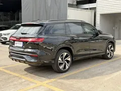 2023 Audi Q6 45 TFSI quattro Qiyun Light Feiqi Package, чёрный — фото 7
