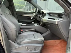 2023 Audi Q6 45 TFSI quattro Qiyun Light Feiqi Package, чёрный — фото 16