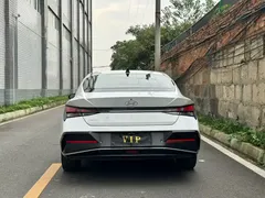 2022 Hyundai Elantra 1.5L CVT GLX Elite, белый — фото 8