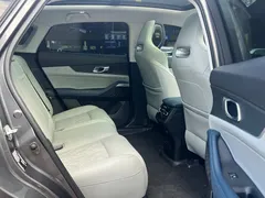 2022 Changan UNI-K iDD PHEV 130km 1.5T Premium — фото 12