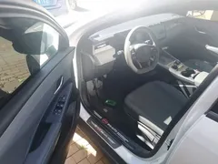 2025 BYD Qin PLUS DM-i PHEV Smart Driving 55km Leading, белый — фото 16