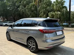 2022 BYD Song Max DM-i PHEV 105km Flagship — фото 7
