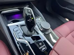 2022 BMW 5 Series 525Li M Sport Package, чёрный — фото 5