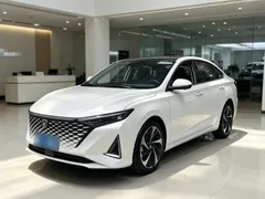 2023 Changan Raeton PLUS 1.5T DCT Pilot, белый — фото 1