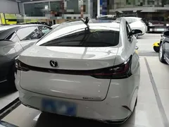 2023 Changan Raeton PLUS 1.5T DCT Pilot, белый — фото 6