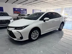2021 Toyota Corolla 1.2T S-CVT Elite, белый — фото 1