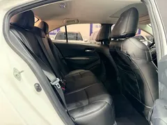 2021 Toyota Corolla 1.2T S-CVT Elite, белый — фото 11