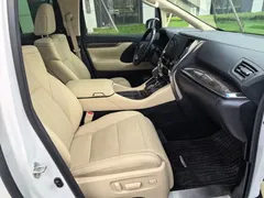 2021 Toyota Alphard Hybrid 2.5L Premium, белый — фото 30