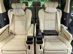 2021 Toyota Alphard Hybrid 2.5L Premium, белый — фото 33
