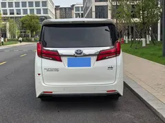 2021 Toyota Alphard Hybrid 2.5L Premium, белый — фото 44
