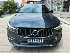 2021 Volvo XC60 4WD Luxury, синий — фото 2