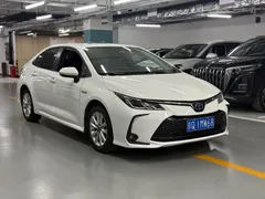 2023 Toyota Corolla 1.8L Hybrid Elite, белый — фото 2