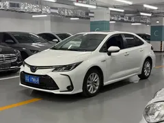 2023 Toyota Corolla 1.8L Hybrid Elite, белый — фото 3