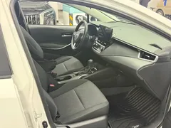 2023 Toyota Corolla 1.8L Hybrid Elite, белый — фото 10