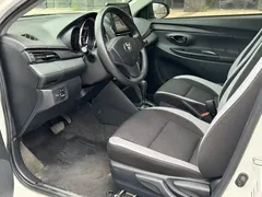 2021 Toyota Yaris L Zhixuan X 1.5L CVT Leading, белый — фото 7