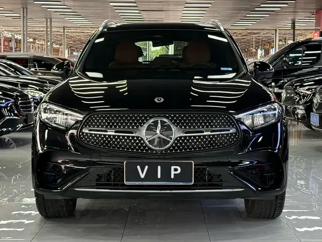 2024 Mercedes-Benz GLC 300 L 4MATIC Dynamic 5-seat