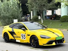 2025 Xiaomi SU7 Ultra Ultra, зелёный — фото 2