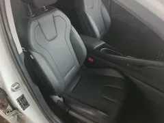 2021 Hyundai Elantra 1.5L CVT LUX Premium, белый — фото 25