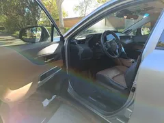 2022 Toyota Venza 2.0L CVT 4WD Ultimate — фото 17