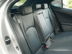 2022 Lexus UX 260h Hybrid — фото 15