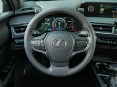 2022 Lexus UX 260h Hybrid — фото 20