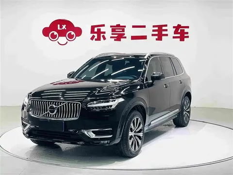 2021 Volvo XC90 B5 Luxury 5-seat