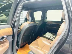 2021 Volvo XC90 B5 Luxury 5-seat, чёрный — фото 10