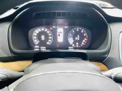 2021 Volvo XC90 B5 Luxury 5-seat, чёрный — фото 13
