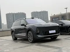 2026 Nio ES8 6-seat Executive Signature, синий — фото 3