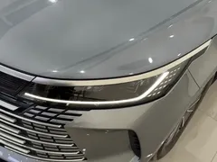 2024 BYD Destroyer 05 DM-i PHEV 55km Luxury — фото 3