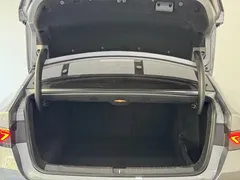 2024 BYD Qin PLUS Honor DM-i PHEV 55km Leading — фото 7
