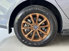 2024 BYD Qin PLUS Honor DM-i PHEV 55km Leading — фото 9