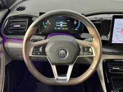 2024 BYD Qin PLUS Honor DM-i PHEV 55km Leading — фото 16