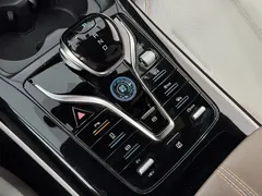 2024 BYD Qin PLUS Honor DM-i PHEV 55km Leading — фото 18