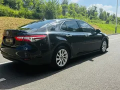 2021 Toyota Camry Hybrid 2.5HGVP Leading, чёрный — фото 6