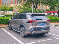 2023 Toyota RAV4 2.0L CVT 2WD Fashion — фото 5