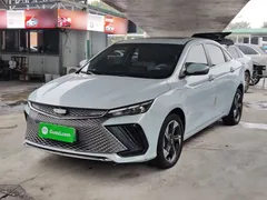 2022 Geely Emgrand L HiP 1.5TD-DHT Pro 100KM Super PHEV, синий — фото 1