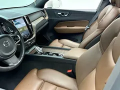 2023 Volvo XC60 4WD Luxury, белый — фото 4