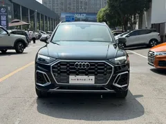 2022 Audi Q5L 45T Luxury Dynamic, чёрный — фото 2