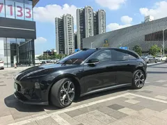 2024 Nio ET5T 75kWh Touring, чёрный — фото 2