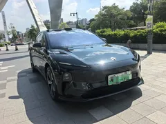 2024 Nio ET5T 75kWh Touring, чёрный — фото 9