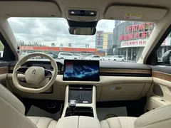 2024 Aito M7 1.5T 4WD Plus 5-seat — фото 12