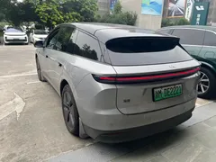 2025 Li Auto i6 2WD Standard — фото 8