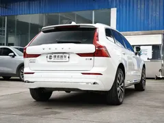 2023 Volvo XC60 4WD Luxury, белый — фото 7